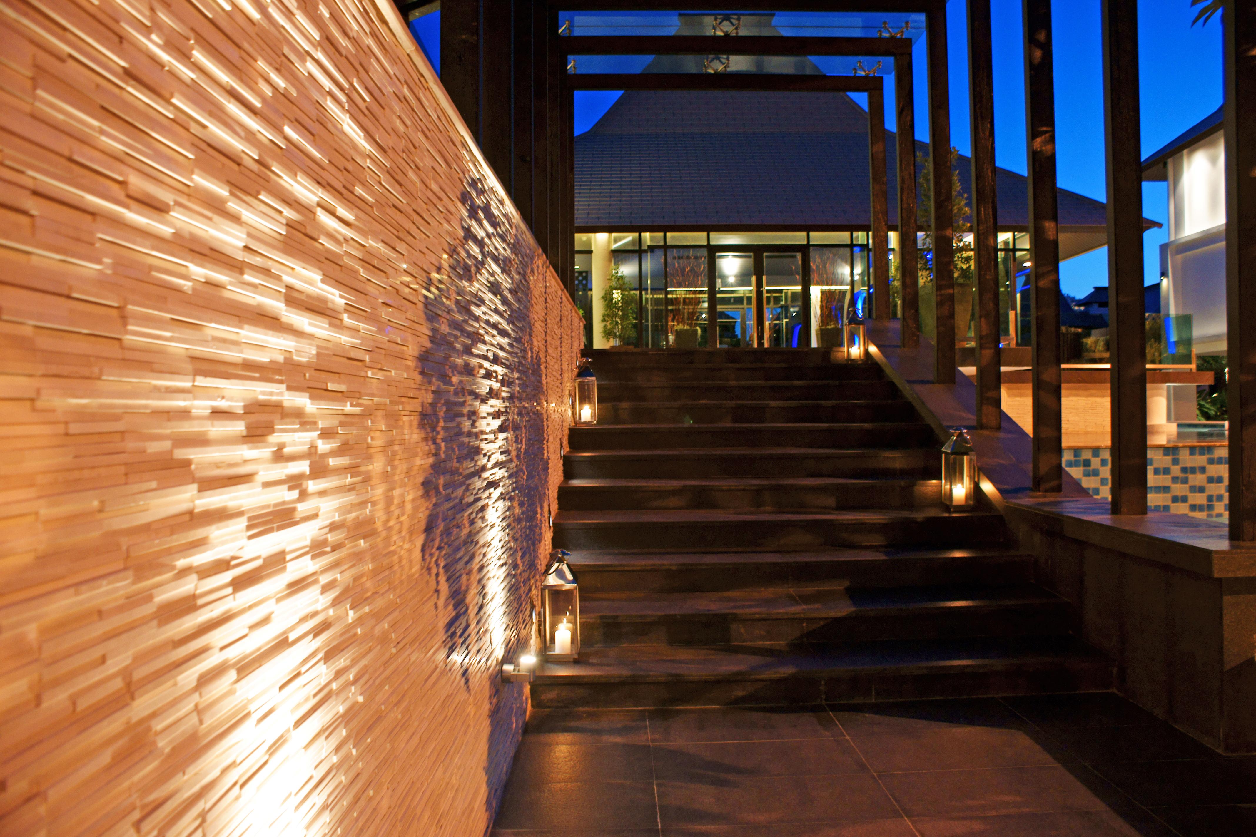 Z Through By The Zign Hotel Pattaya Luaran gambar