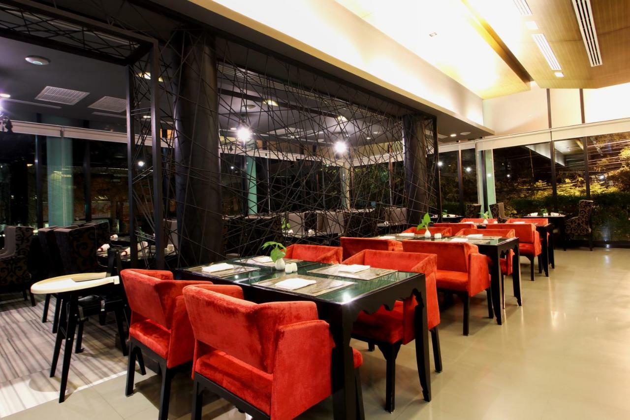 Z Through By The Zign Hotel Pattaya Luaran gambar